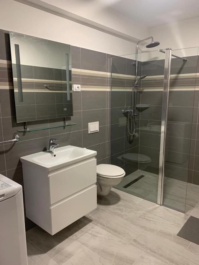 Apartman Dalija Vinkuran Eksteriør billede